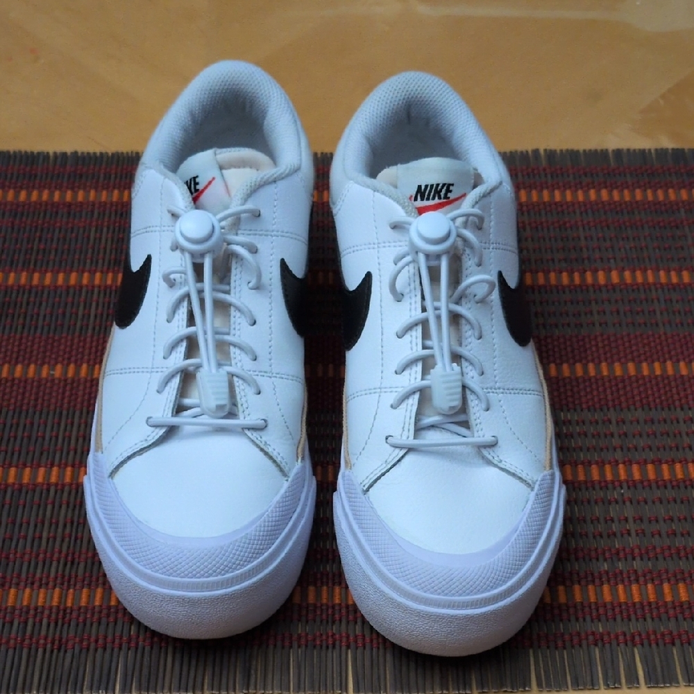 Nike Court Leagcy Lift White and Black Sneakers